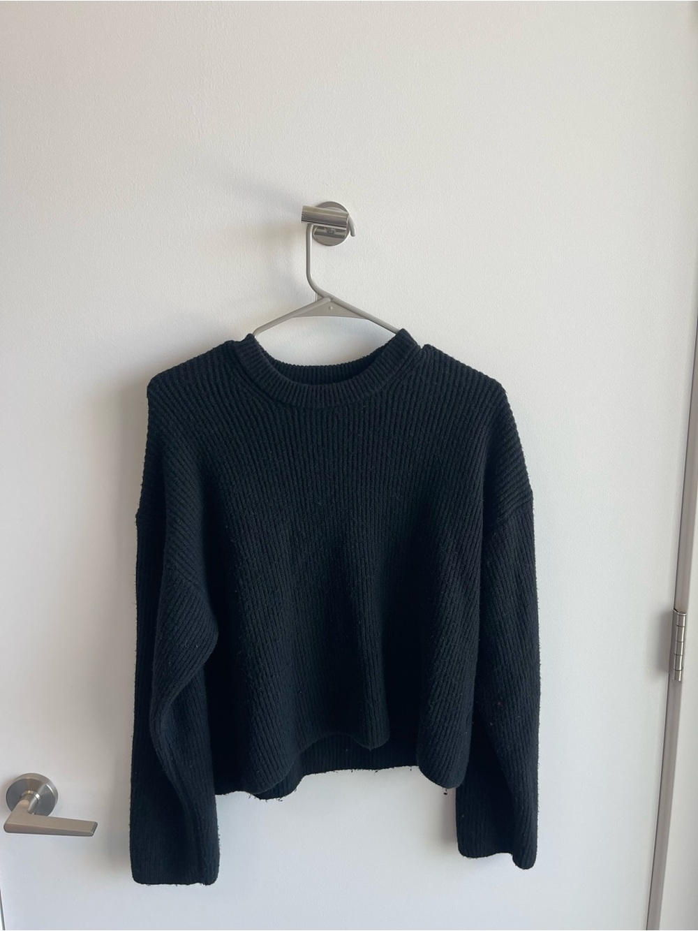 GAP Black Women's Ribbed Crewneck Sweater
